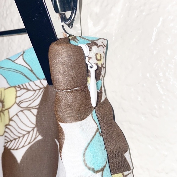 Michele White Floral Asymmetrical Summery Skirt - Picture 5 of 9